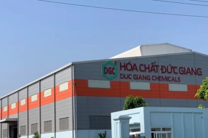 Cong-ty-hoa-chat-Duc-Giang